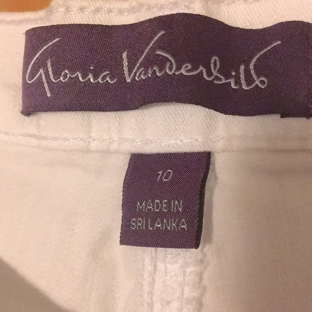 π€ 5/$20 Gloria Vanderbilt capris - Picture 2 of 3